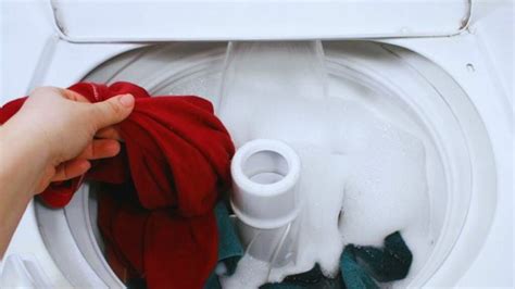 Mesin cuci berdengung saat mengisi air  Mesin cuci ini dapat